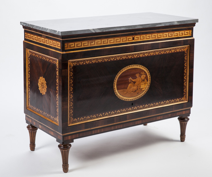 Giuseppe Maggiolini commode intarsiata